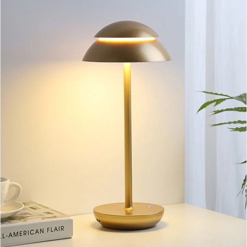 Cordless dome LED table lamp in gold