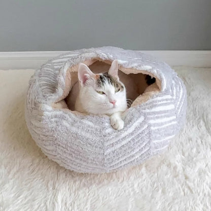 Striped sherpa pet bed