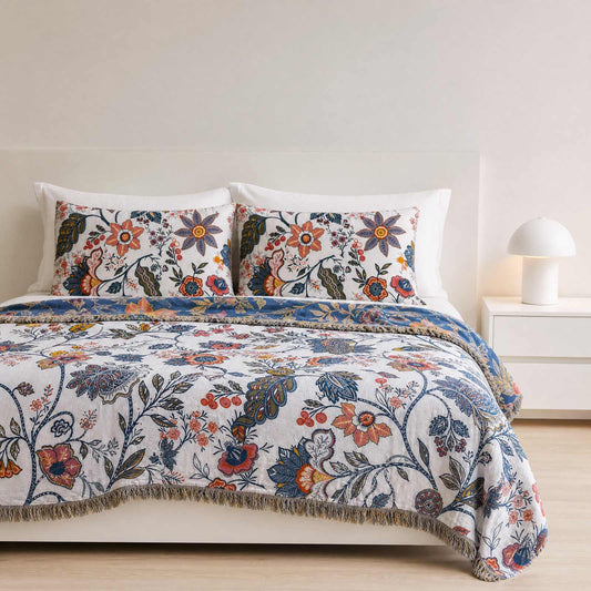 Floral Jacquard Throw Blanket in 100% Cotton, Reversible Bedspread with Tassels in Blue and White