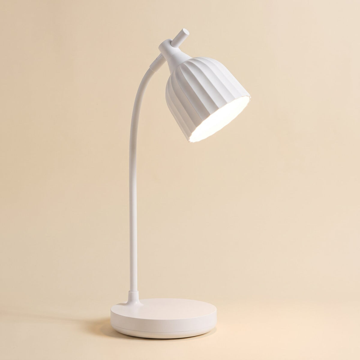 Foldable minimalist LED table lamp in white