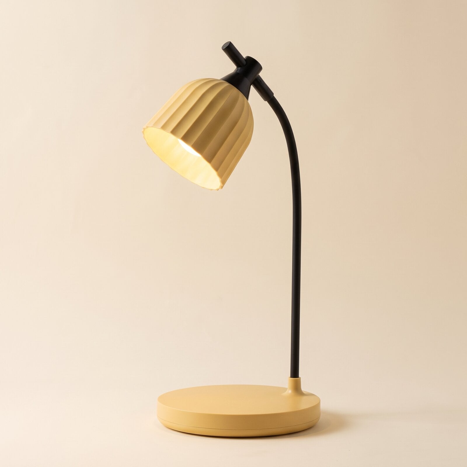 Foldable minimalist LED table lamp in yellow
