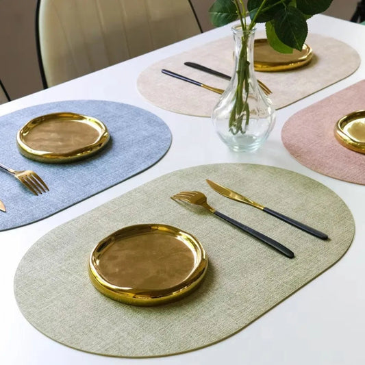 Oval Placemats Set in Linen Texture Faux Leather, Heat Resistant Placemat for Dining Table