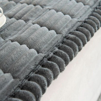 Plush Couch Cover, Non-Slip Quilted Sofa Seat Cover 7