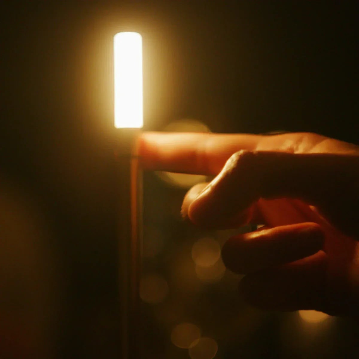 Table Lamp, Cordless Rechargeable LED Candle Style Lamp photo 5