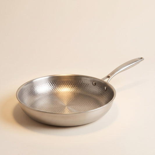 Uncoated stainless steel frying pan
