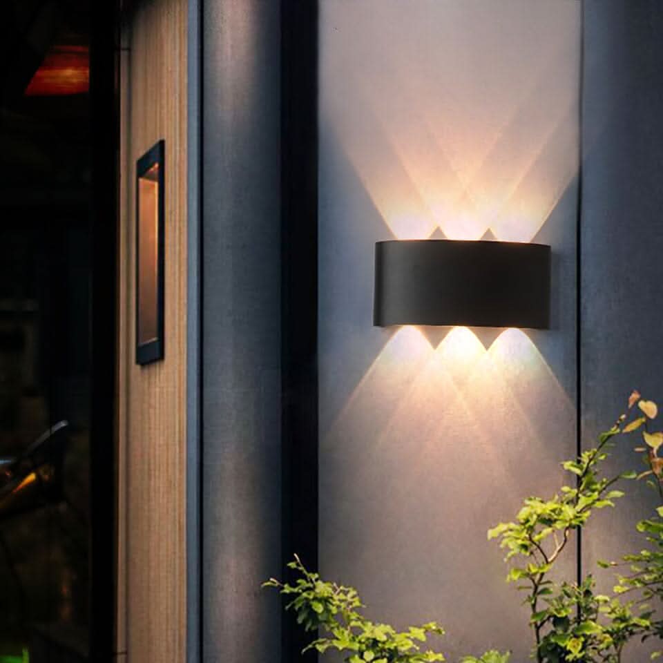 Waterproof aluminium outdoor wall light mounted on an exterior wall