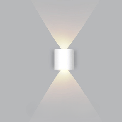 Waterproof aluminium outdoor wall light in white